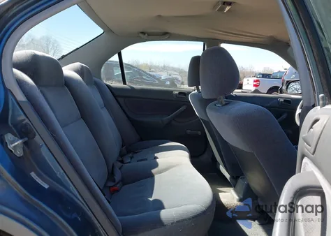 1998 Honda Civic Dx from USA, damaged, VIN 1HGEJ652XWL028932